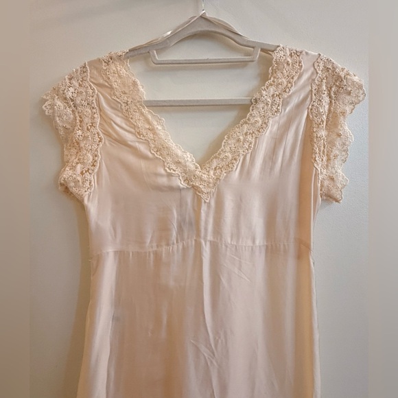 Ivory Lace Detail Slip Dress - Picture 4 of 8